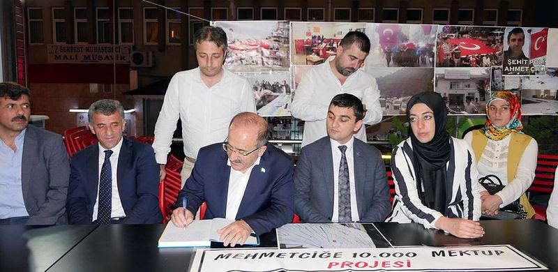 "Mehmetçik'e 10 Bin Mektup"