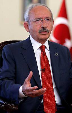 CHP'lilerden terör destekçilerine bir ziyaret daha