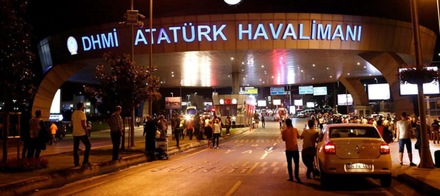 Atatürk Havalimanı’nda üç ayrı patlama