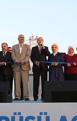 Tarihi proje FETÖ medyasının sesini kesti
