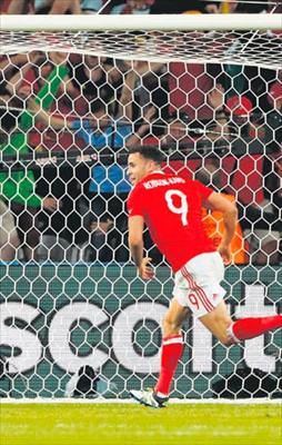 Kahraman ama kulübü yok