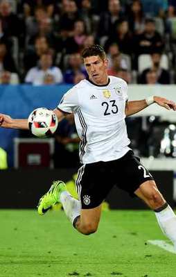 Mario Gomez'den kötü haber