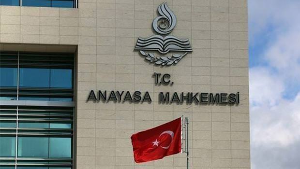 Ezanı şikayet eden şahsa AYM'den cevap