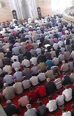 Ramazan Bayramı için iki ayrı tarih