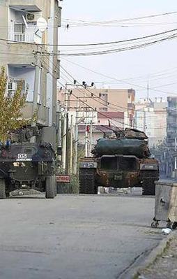Mardin'de üs bölgesine hain saldırı!