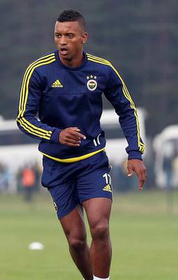 Luis Nani resmen Valencia'da