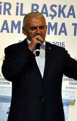 İzmir'e 'Sultan Alparslan Köprüsü'