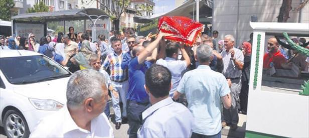 Minel sonsuzluğa uğurlandı