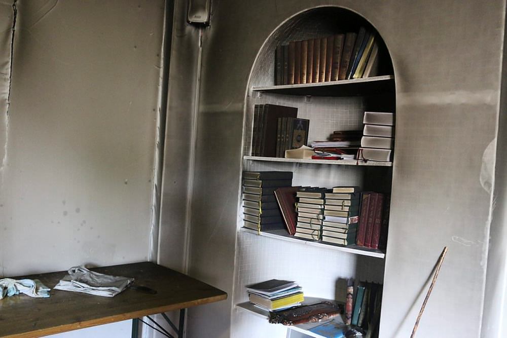 Avusturya Da Camiye Alcak Saldiri Takvim