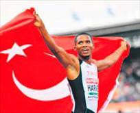 Atletizimde Türkiye’ye 2 madalya