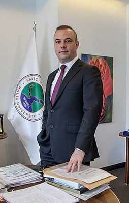 Haliç Üniversitesi'nde skandallar büyüyor