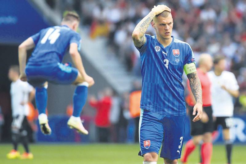Yeni transfer Skrtel salı günü geliyor