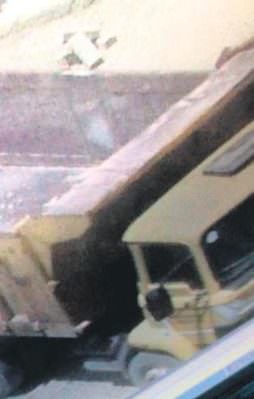 HDP taşıdı PKK bombaladı