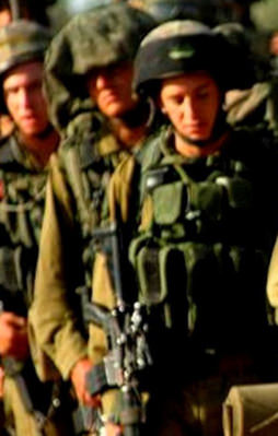 İsrail ordusu siper kazmaya başladı