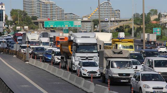 İstanbul'da trafik felç oldu