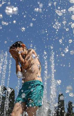 Cumartesi 'kavurucu' sıcaklar geliyor