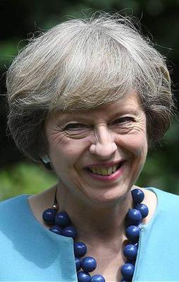 İngiltere'de yeni kabine açıklandı