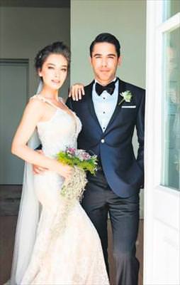 Rüya çift Maldivler’de