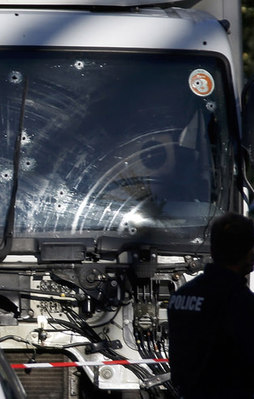 Fransa'daki saldırıda dikkat çeken ayrıntı!