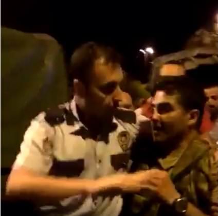 Askerler gözaltına alınmaya başlandı-1