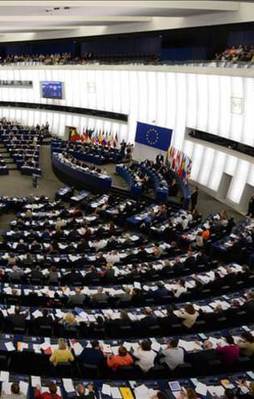 AB: Darbe kabul edilemez