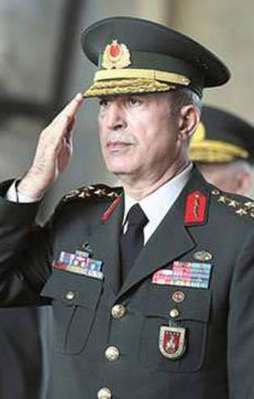 G. Kurmay Başkanı Hulusi Akar görevinin başında!