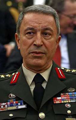 Genelkurmay Başkanı Akar kurtarıldı!