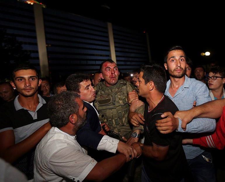 Halk demokrasiye böyle sahip çıktı!