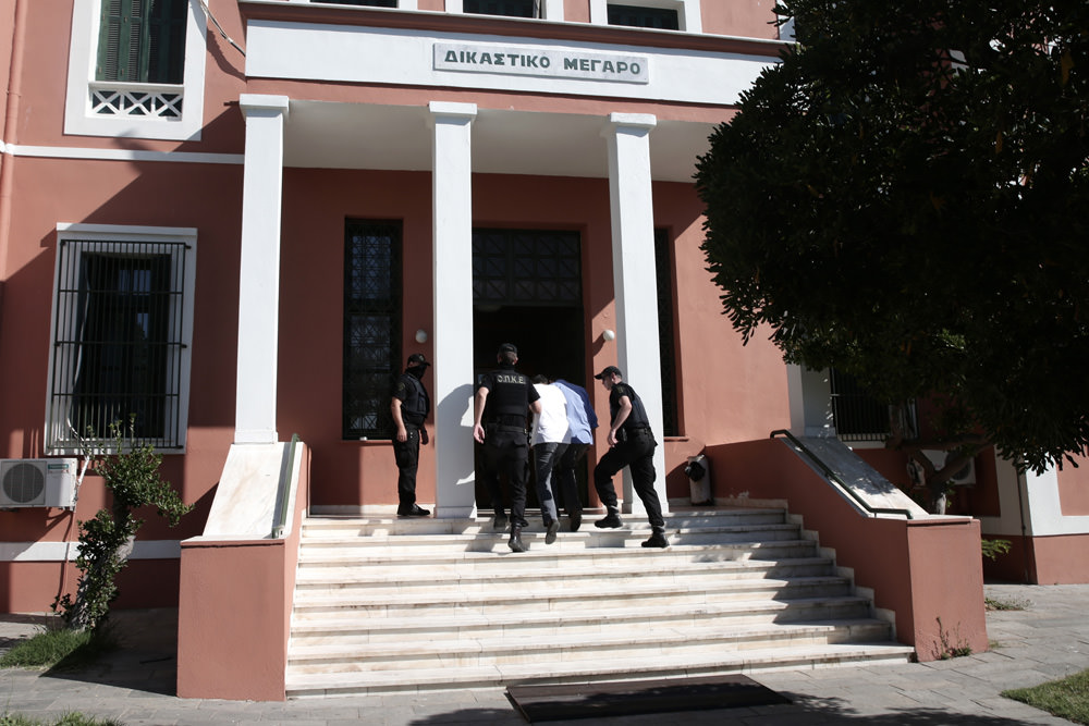 Yunanistan'a kaçan darbeciler savcının karşısında-2