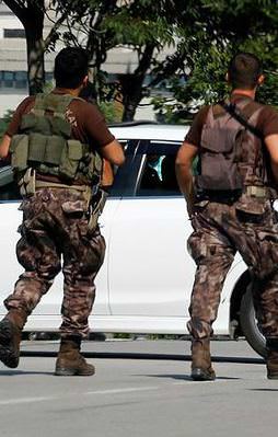 İstanbul'a bin 800 özel harekat polisi takviyesi