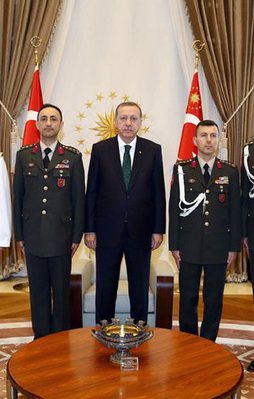 Cumhurbaşkanı'na yaver ihaneti