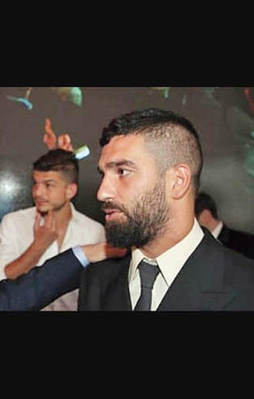 Arda Turan'dan Cumhurbaşkanı Erdoğan'a destek!