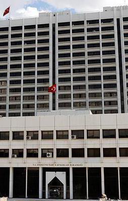 Enerji Bakanlığı'nda 300 kişi açığa alındı