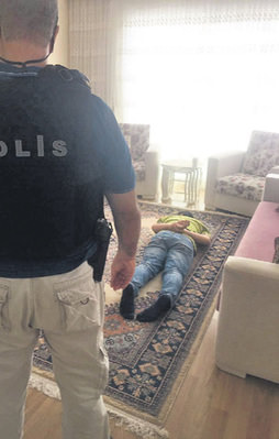 SAT’ın FETÖ imamı yakalandı