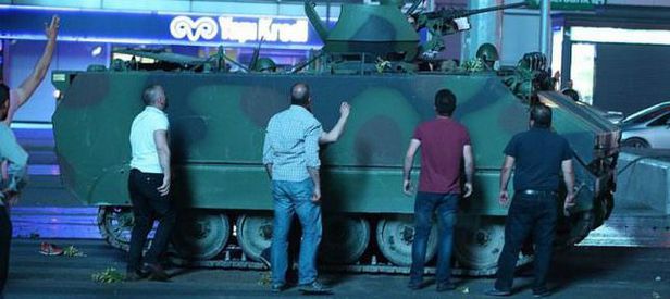 MASAK göreve! Darbeden önce dolar alan iş adamları kimler?