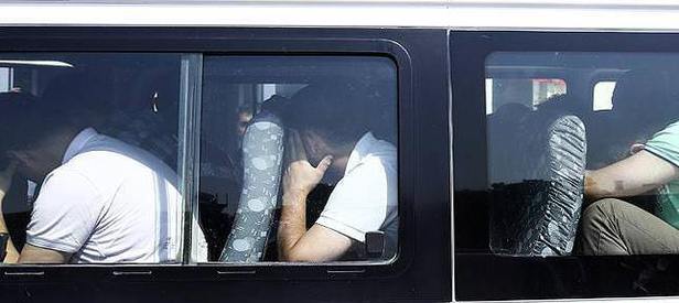 FETÖ'nün darbe girişiminde tutuklu sayısı 3 bin 290'a çıktı