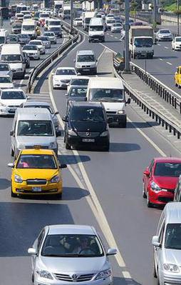 İstanbul'da bugün bazı yollar trafiğe kapatılacak