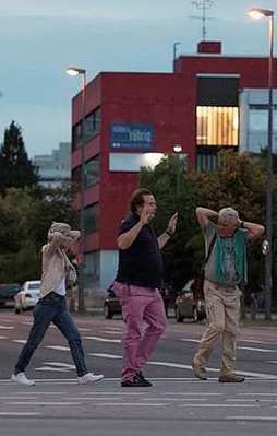 Almanya'da bomba patladı!