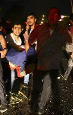 İstanbul gazileri: 27'si ağır 166 yaralı