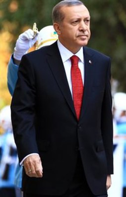 İngilizler sonunda diz çöktü