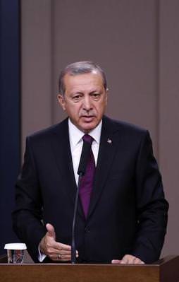 Erdoğan için duygulandıran şarkı: Koca Reis üzülme