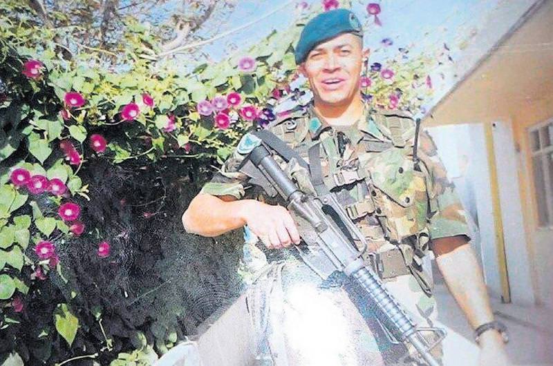 "Ömer! Tuğgeneral Semih Terzi haindir! Vur"