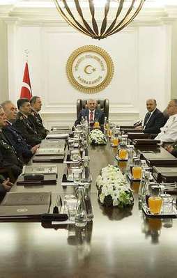 YAŞ Başbakan Yıldırım başkanlığında toplandı