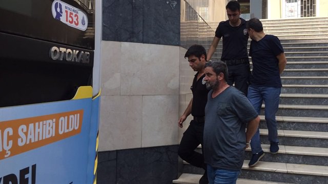 FETÖ tetikçilerine ters kelepçe