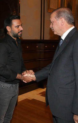 Külliye'de ünlüler geçidi