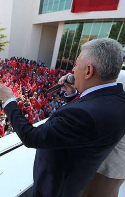 Başbakan Yıldırım'dan önemli açıklamalar