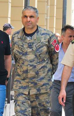 Darbe karşıtı uçakların kalkmasını engellemiş