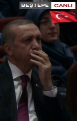 Cumhurbaşkanı Erdoğan ve Başbakan Yıldırım gözyaşlarını tutamadı!