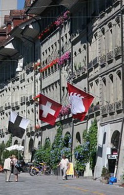 FETÖ militanları İsviçre'ye kaçıyor