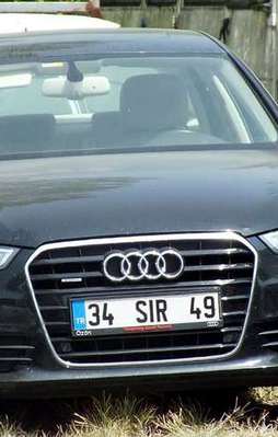 Firari FETÖ'cü Öksüz'ün 'SIR' otomobili